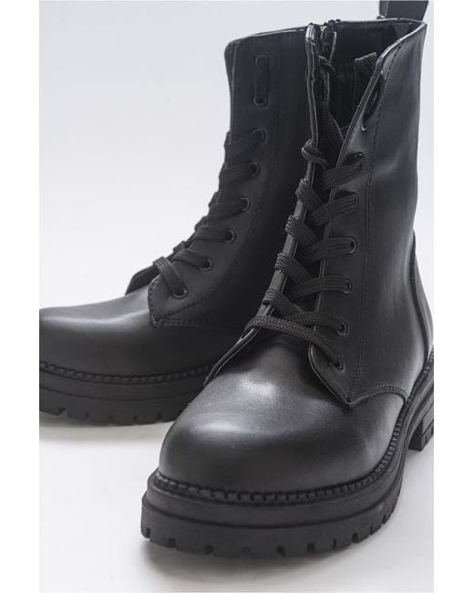 Prologue Shoes Gray Singa Boot
