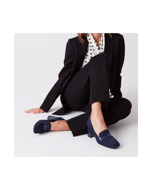 Anne Klein Blue Telepathy Pump