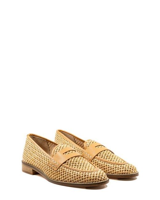 Andrea Gomez Natural Camila Loafer