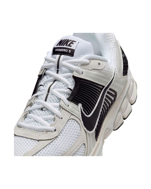 Nike Gray Zoom Vomero 5 Sneaker for men