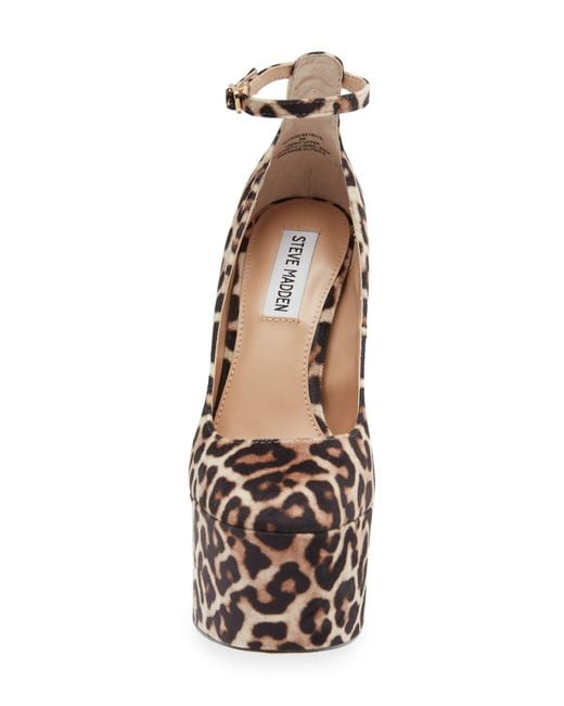 steve madden skyrise pumps