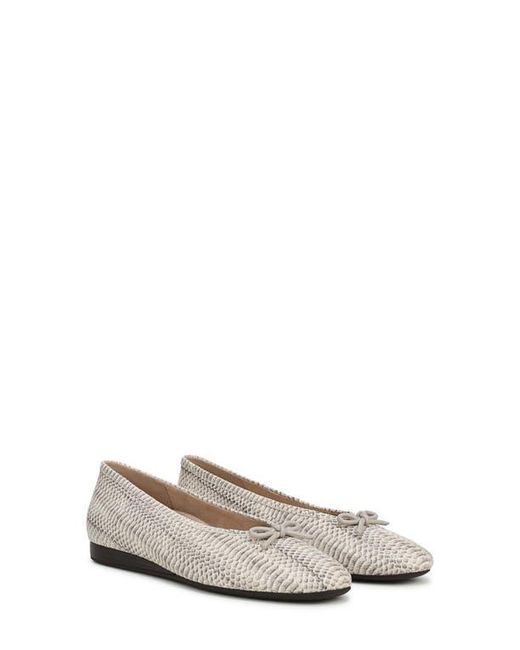 Vionic White Larissa Ballet Flat