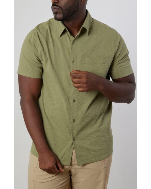 Rainforest Green The Acadia Seersucker Short Sleeve Button-up Shirt for men