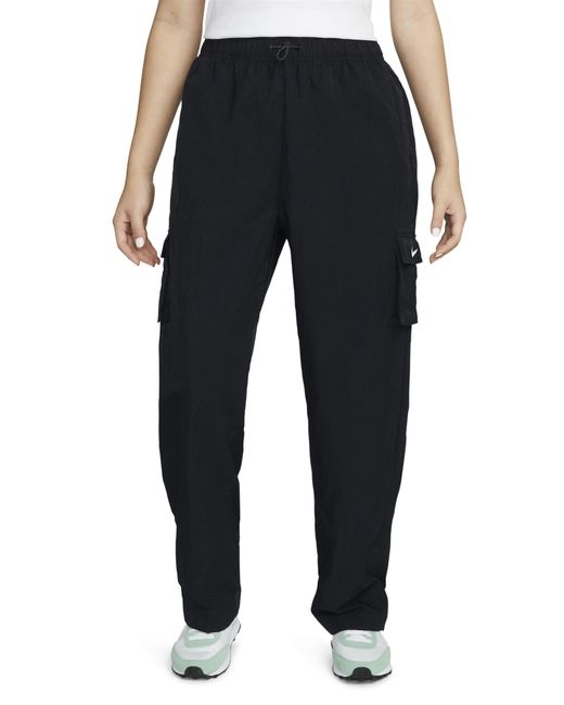 Nike Sportswear Essential Cargo Pants in Black | Lyst