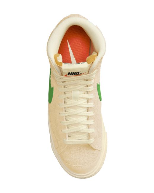 Nike Yellow Blazer Mid '77 Vintage Sneaker