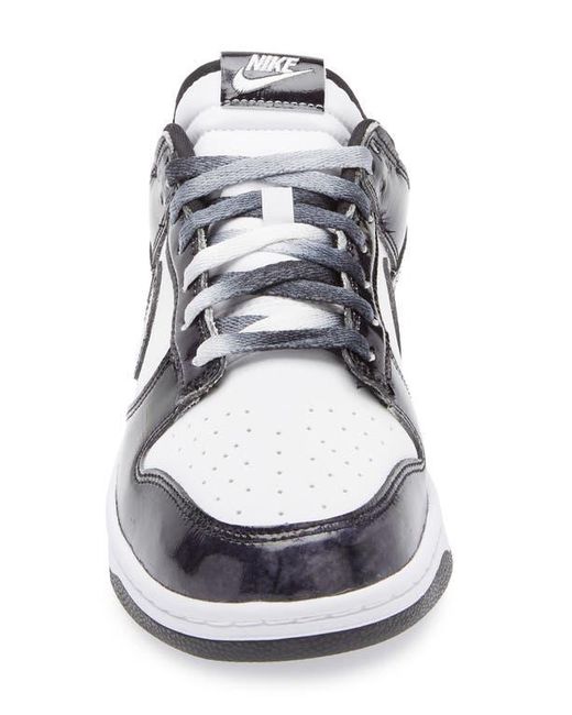 Nike Blue Dunk Low Se Basketball Sneaker for men