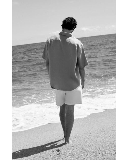 Mango Blue Solid Slub Linen Polo for men