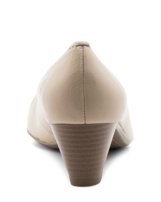 Ara Natural Kelly Pump