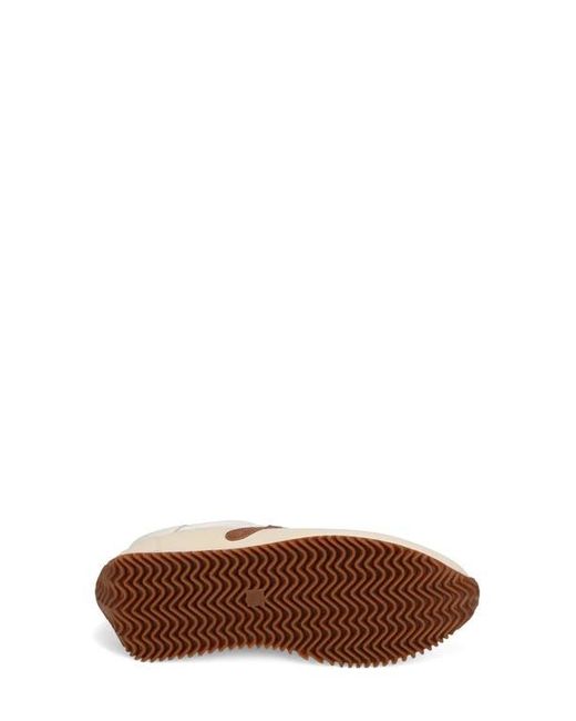 Vaneli White Queen Sneaker