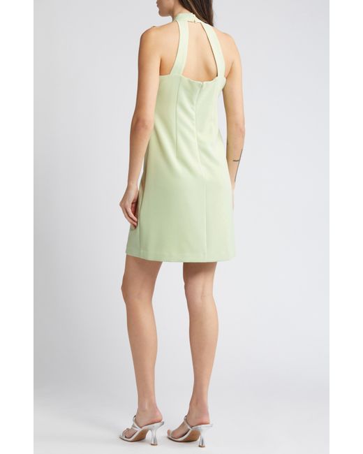 Vince Camuto White Signature Stretch Bow Crepe Dress