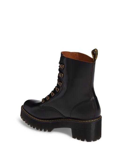 leona boot in black