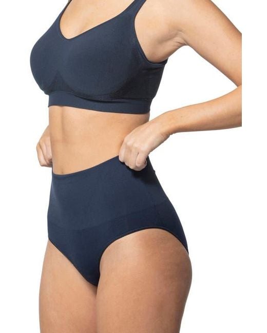 Underoutfit Blue Smoothing