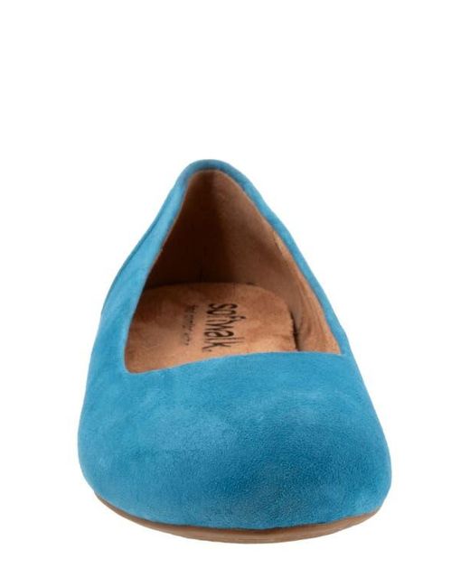 Softwalk® Blue Sonoma Flat