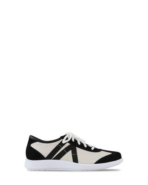 Munro Black Clemens Sneaker