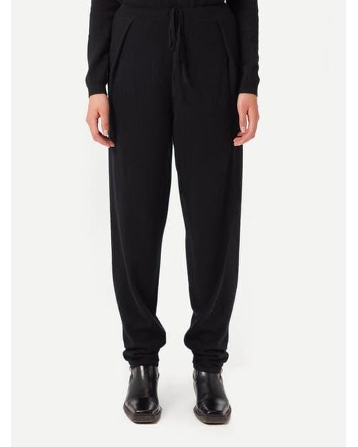 GOBI Mongolian Cashmere Black Tapered Jogger