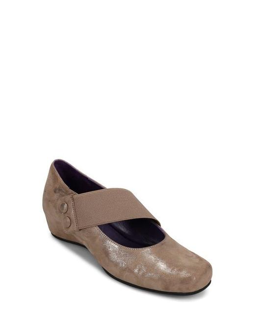Vaneli Brown Mary Pump