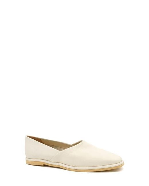 Amalfi by Rangoni White Geometrica Flat