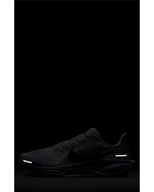 Nike White Air Zoom Pegasus 41 Running Shoe for men