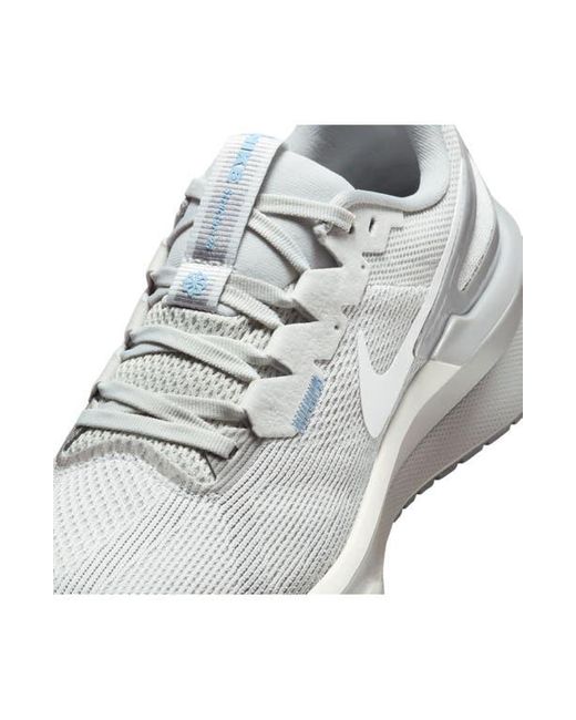 Nike White Air Zoom Structure 25 Road Running Shoe
