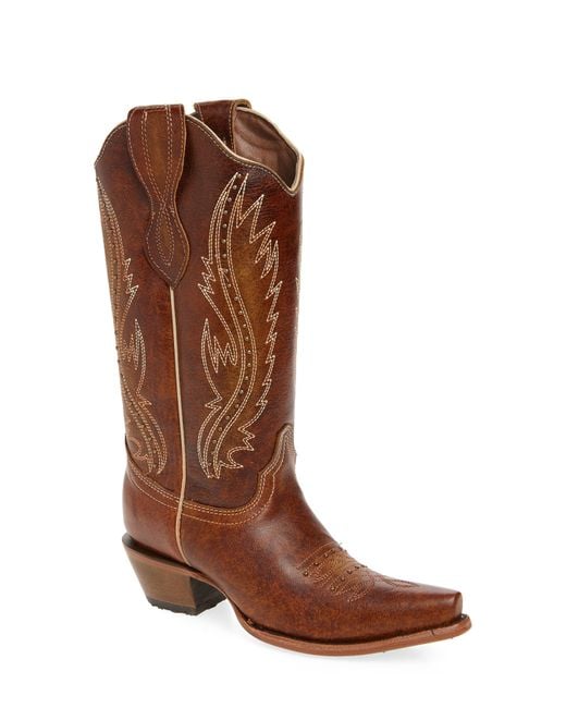 Circle Brown Stud Embroidered Western Boot