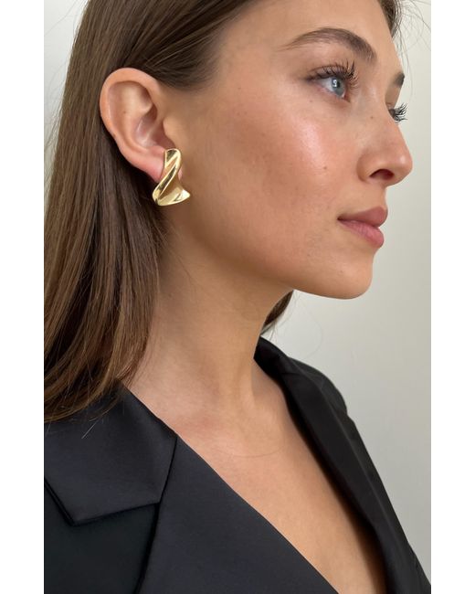 Jennifer Zeuner Metallic Anine Wavy Drop Earrings
