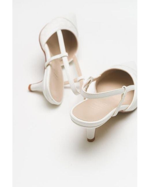 Prologue Shoes Goodge Slingback Pointed Toe Pump in Natural | Lyst