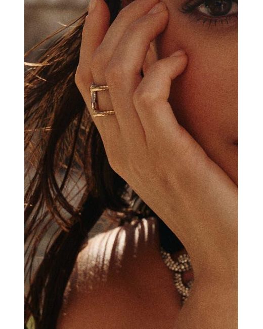 Retro Chic Metallic Colosseum Ring