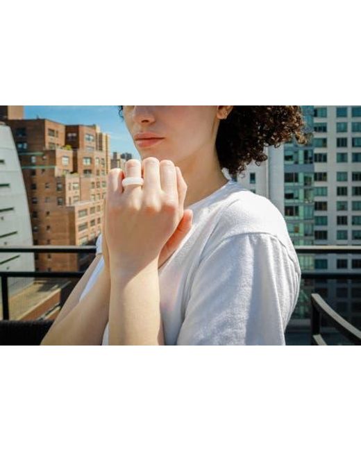 seree White Translucent Quartzite Tee Ring