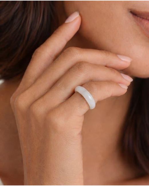 seree White Translucent Quartzite Tee Ring