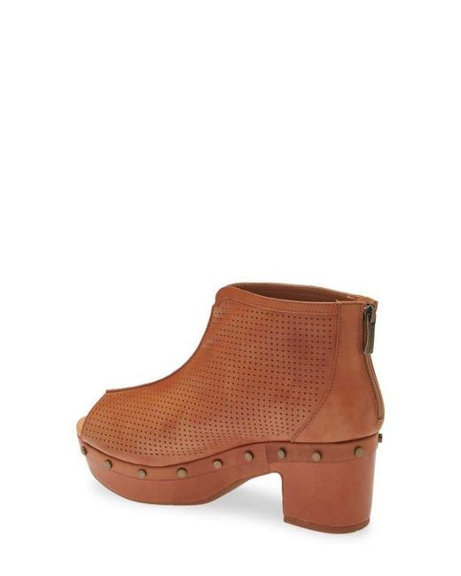 Chocolat Blu Brown Goa Peep Toe Pump