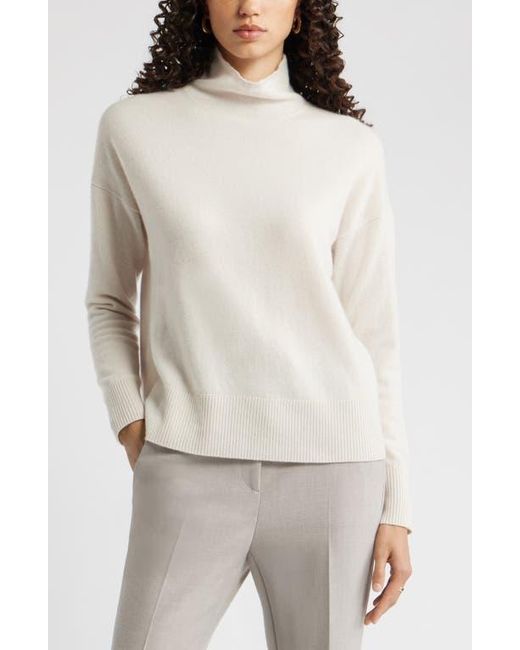 Nordstrom Women's White Oversize Cashmere Turtleneck Sweater