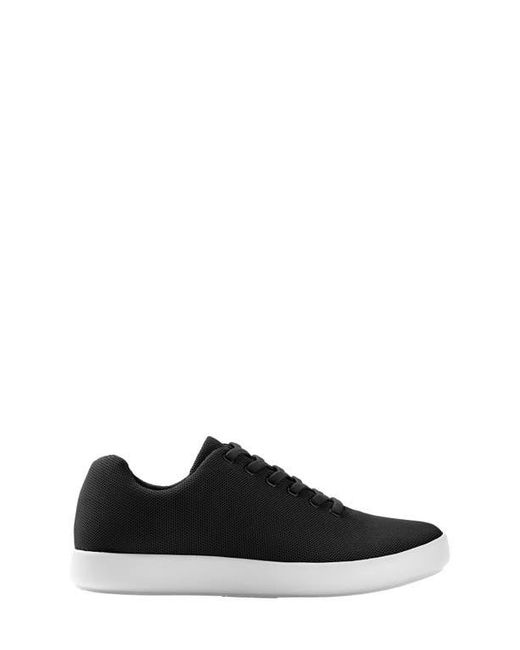 Atom Black Model 000 Sneakers