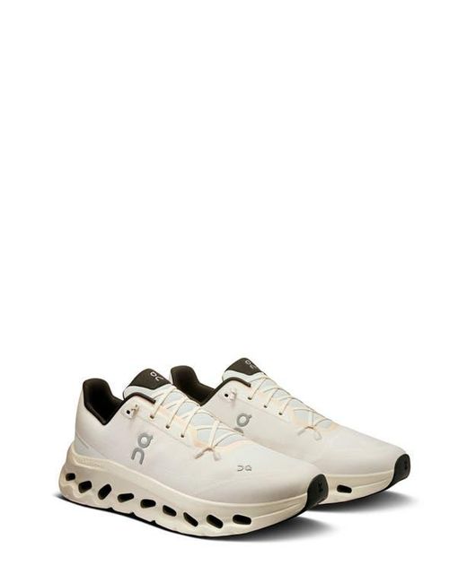 On Shoes White Cloudtilt Running Shoe for men