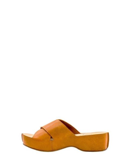 Volatile Brown Edith Platform Sandal