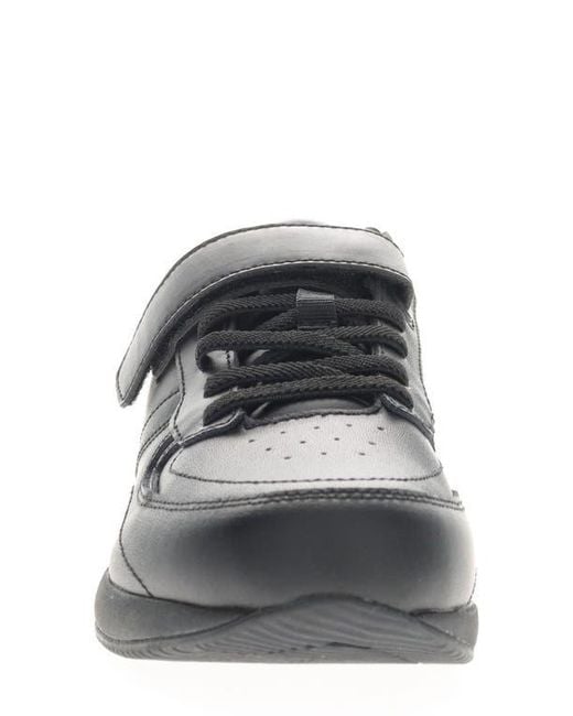 Propet Black Lifewalker Flex Sneaker