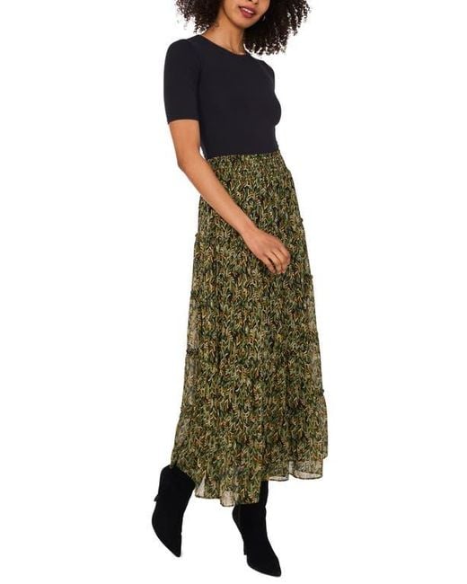Vince Camuto Green V-Print Georgette Tiered Skirt