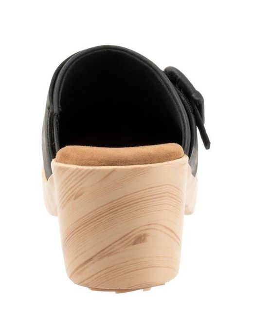 Softwalk® Black Ferrara Platform Mule