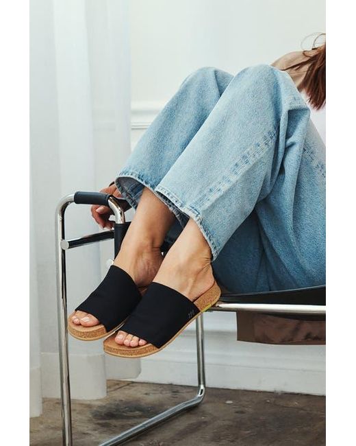 Message Black Shaw Slide