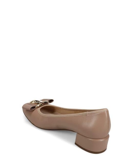 Vaneli Brown Amiel Pump