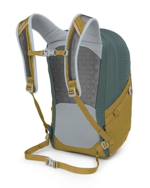 Osprey Green Quasar 26-Liter Backpack for men