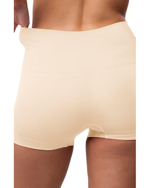 Underoutfit Natural Smoothing
