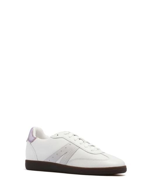 Frankie White Levi Sneaker