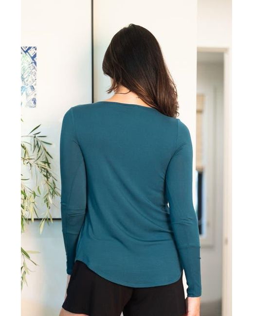 JJwinks Blue Full Moon Built-In Shelf Lounge & Sleep Long Sleeve Top