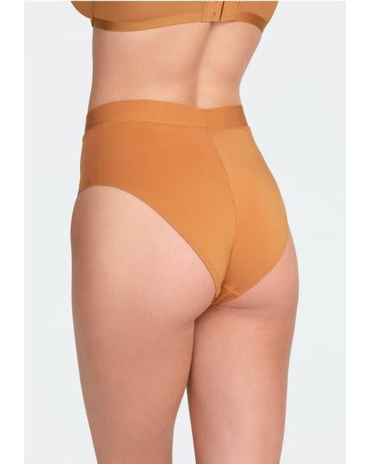 CUUP White The Highwaist