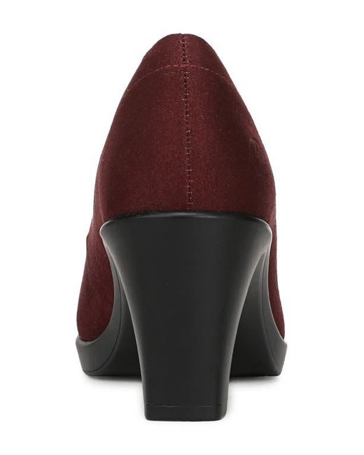 LifeStride Brown Elevate Platform Pump