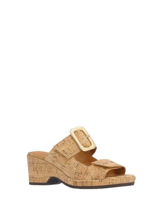 L'amour Des Pieds Brown Minetta Sandal
