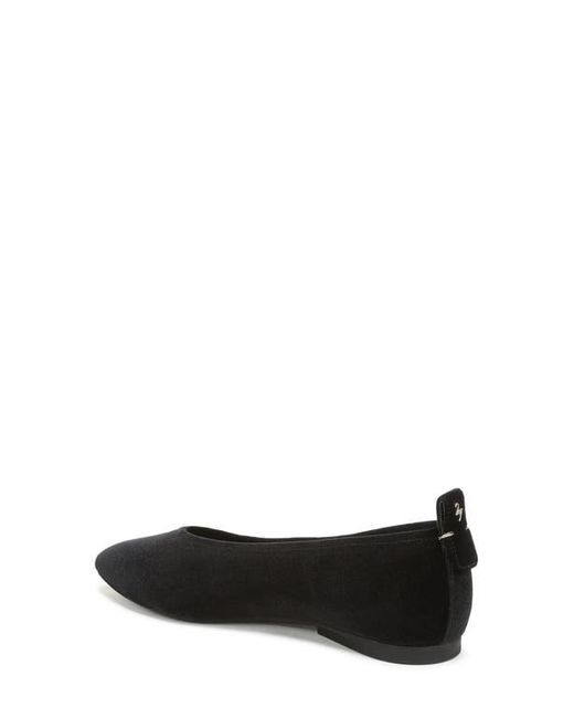 27 EDIT Naturalizer Black Carla Flat