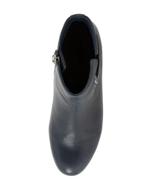 Trotters Black Maxwell Bootie