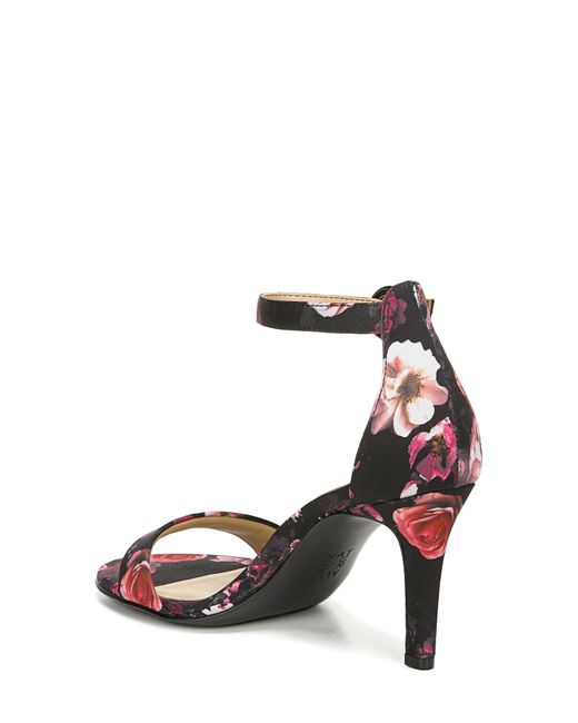 kinsley ankle strap sandal naturalizer