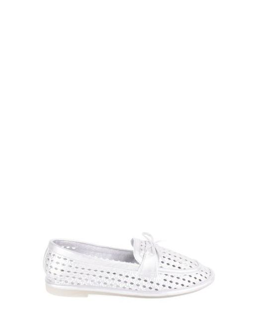 Tahari White Maple Cutout Loafer